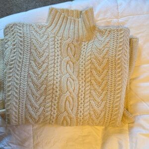 Ralph Lauren 100% wool Cozy Cable Knit Sweater